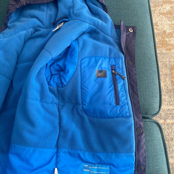 Boys winter Jacket - Picture 2 of 8